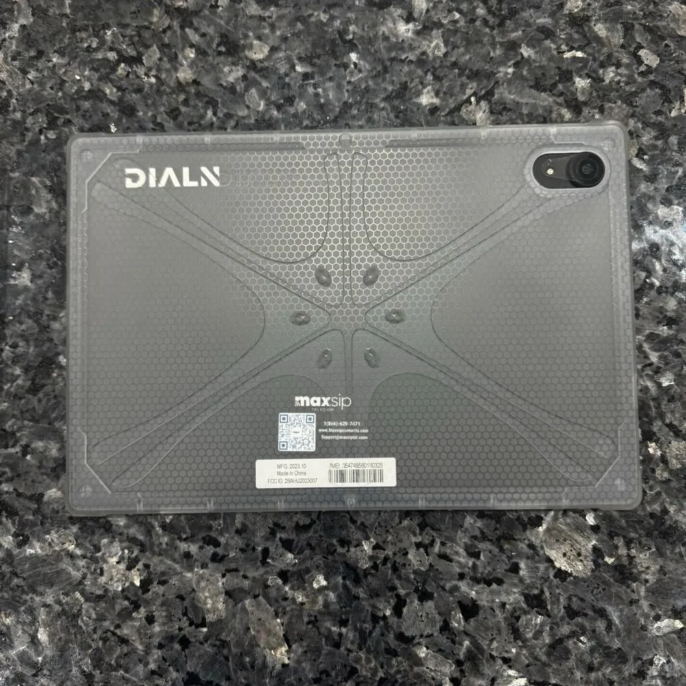 BRAND NEW - DIALN S10 Tablet 4G + WIFI - 64 GB & 4GB RAM - Unlocked- 10” Screen